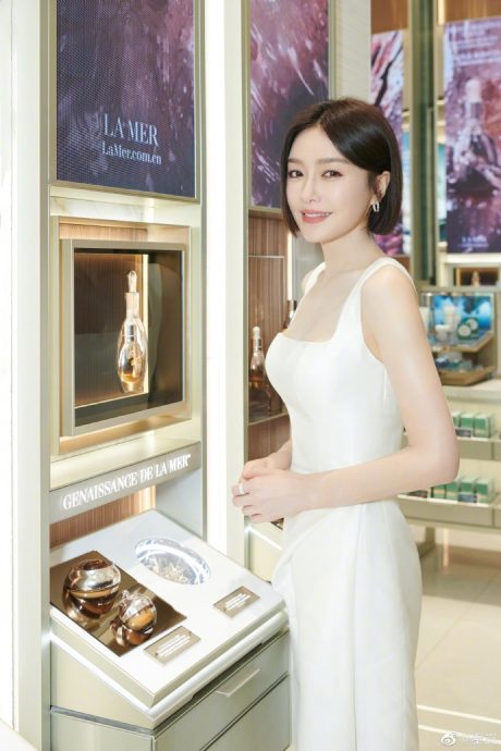 旧爱被闺密秦风捡走 杨幂霸气回应“很忙勿扰”