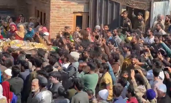 木匠男把30岁女斩首“分尸好几块乱丢”　变态暴行引发大规模抗议