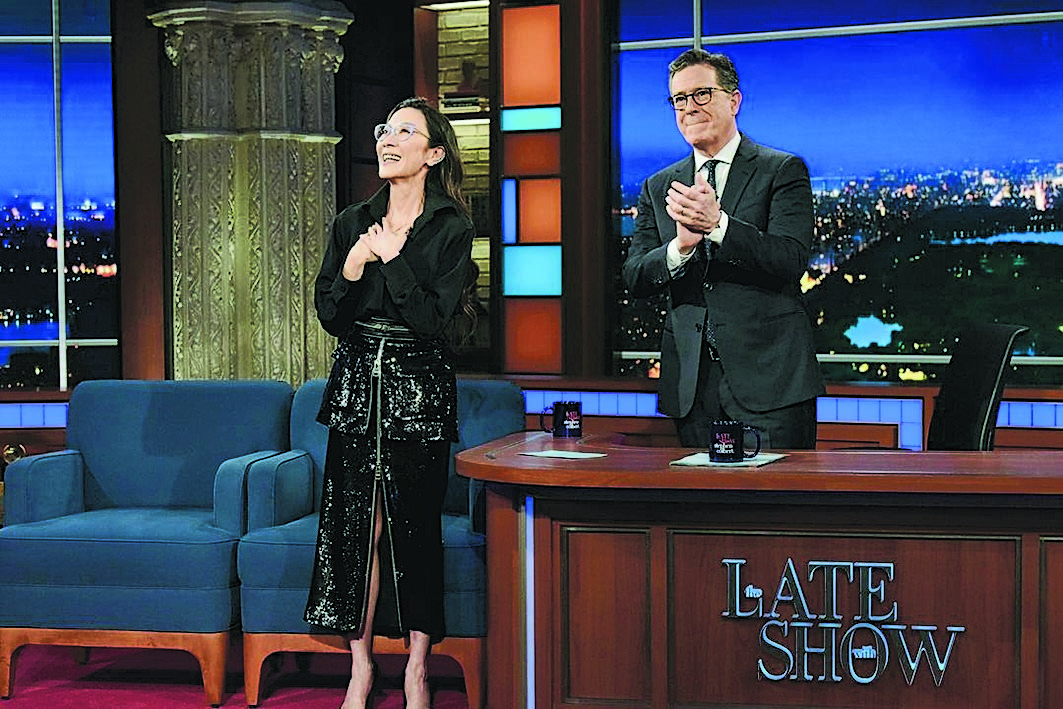 杨紫琼盼带小金人回家  “我会跪下来祈祷！”