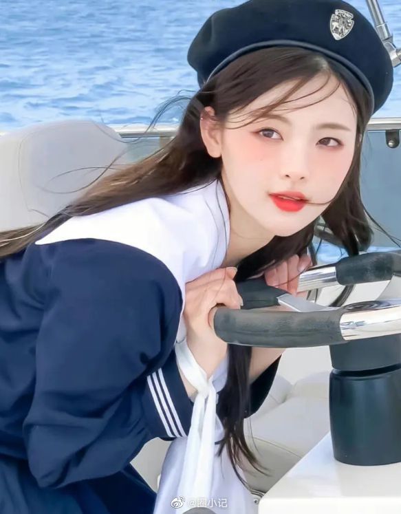 杨超越人品崩盘 被爆弃养宠物