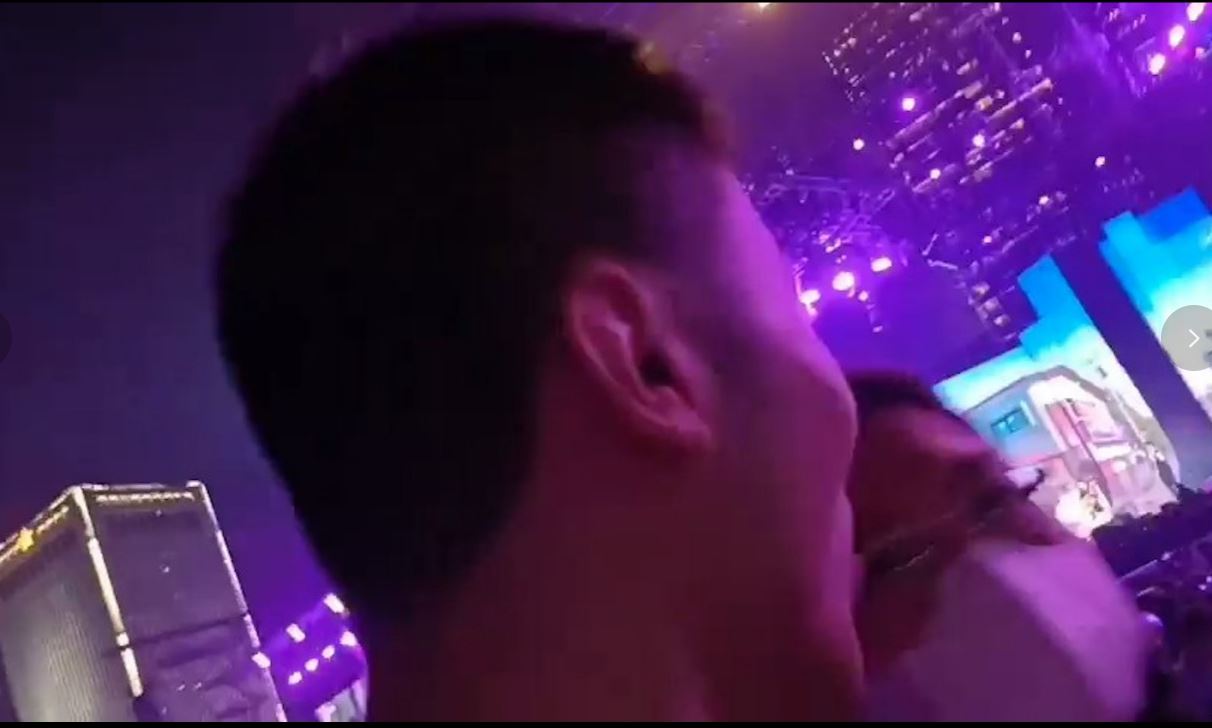 林俊杰演唱会丨要求站椅观众坐下反挨揍 女观众遭恐吓报警