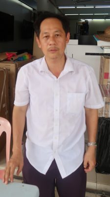 柔︰新闻:三合港灾黎怕再淹 弃木制改铁铝家具