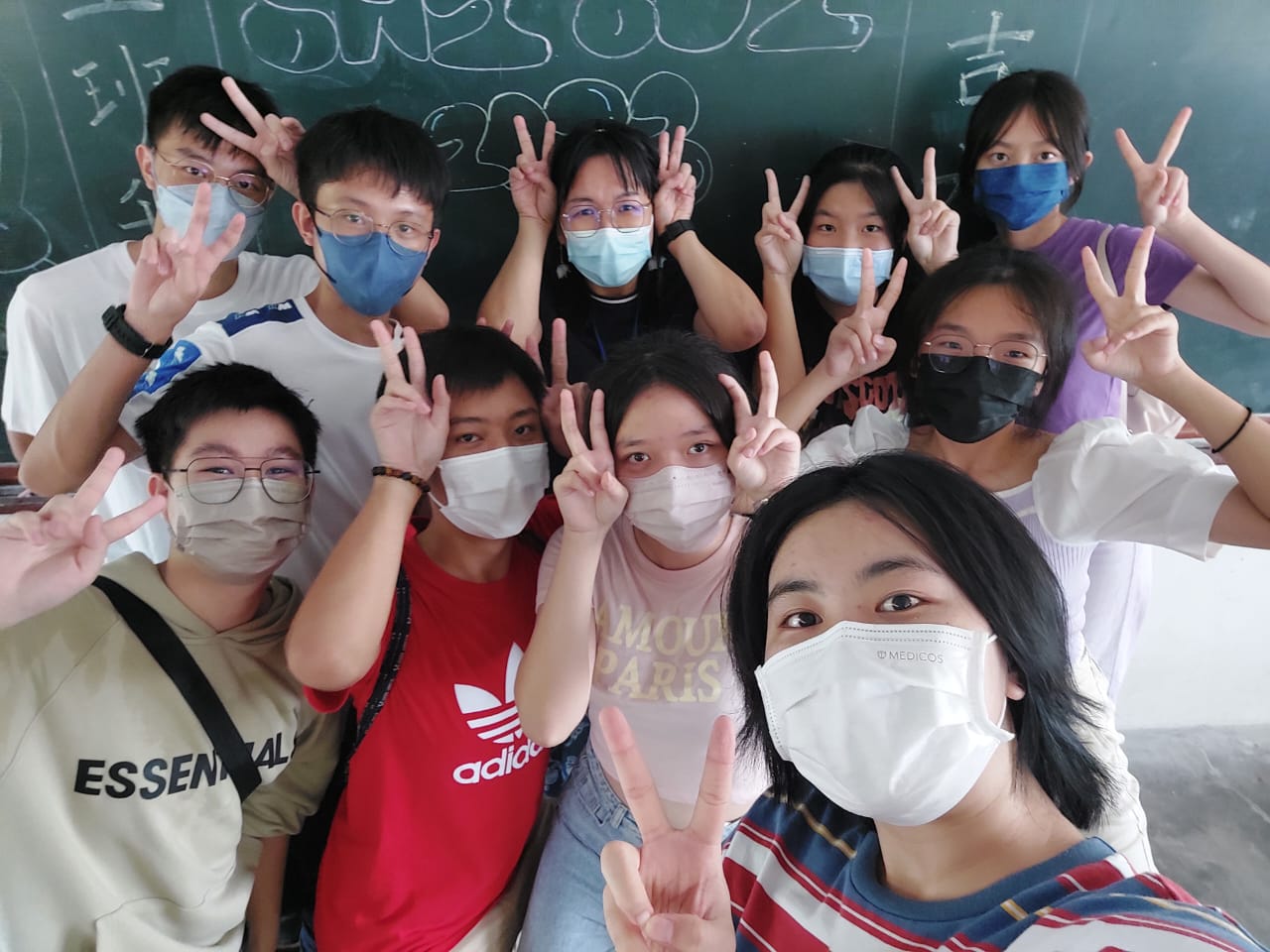 柔:20日刊:头条:2022年度第三届郭鹤尧精神奖:卓越奖得主:郑慧敏