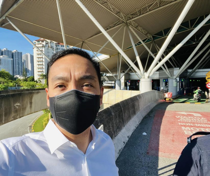 柔：柔大臣今早突击检查新柔长堤新山关卡