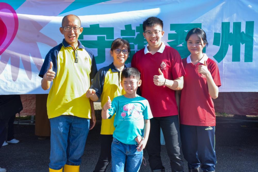 柔:版头之一:新马寺守护柔州 百人第三梯次灾后社区服务