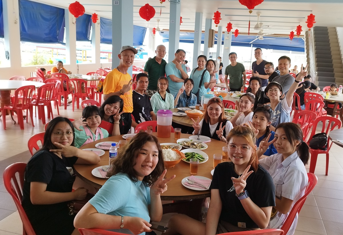 柔:特稿:笨珍道地美景及龟咯淳朴渔村风情收录电影画面中,民众期盼更多人认识地方特色人文风采