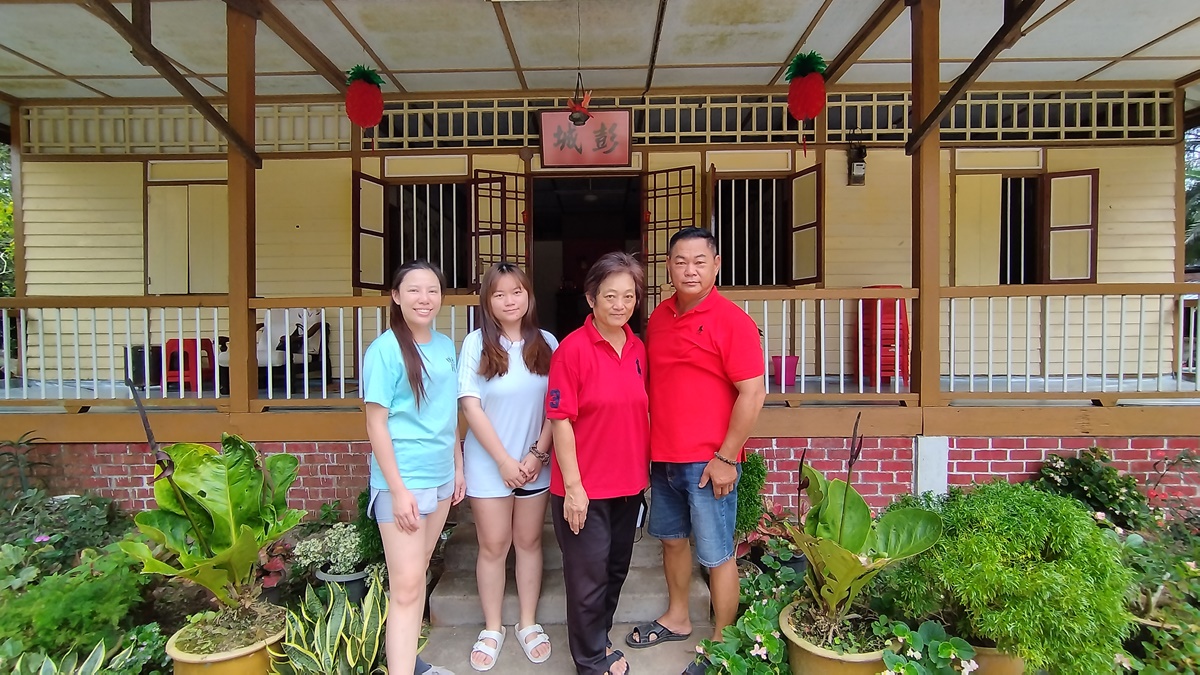 柔:特稿:笨珍道地美景及龟咯淳朴渔村风情收录电影画面中,民众期盼更多人认识地方特色人文风采