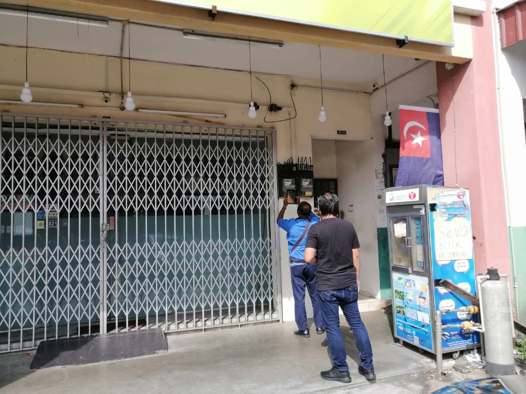 柔:警全柔展开“骰子行动”,捕423人,剪40电供,撤销4店营业执照