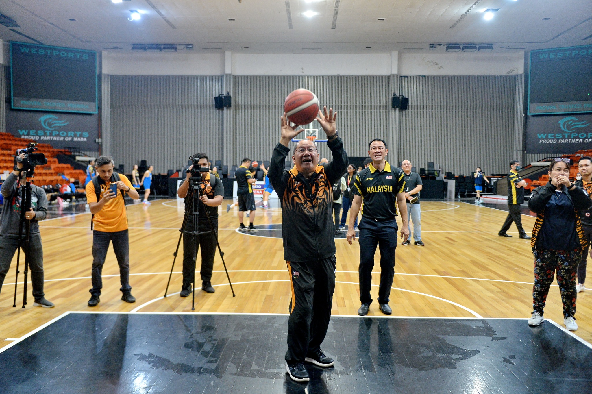 柬埔寨东运会|马男篮放眼争四抢三  女篮不畏恶战冀再夺牌