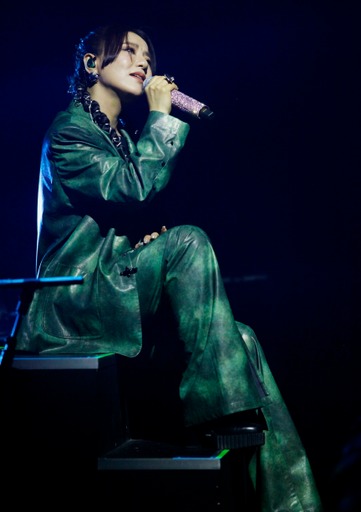 歌迷尖叫声太“凄厉”  丁当搞笑吐槽“踩到脚？”