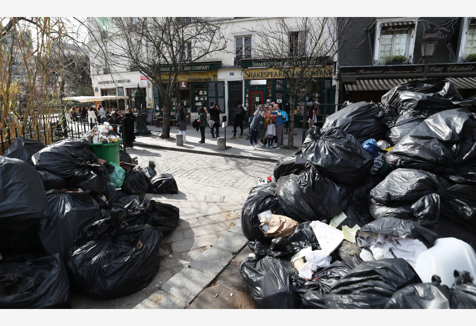 法反对派提不信任动议 各大工会号召下周大罢工