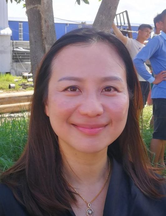 渔民拉横幅请愿促增供应 缺油出海天数大减 