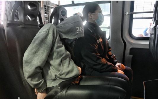 港名媛碎尸案︳涉向前夫介绍游艇公司职员助潜逃 29岁网红准保释候讯