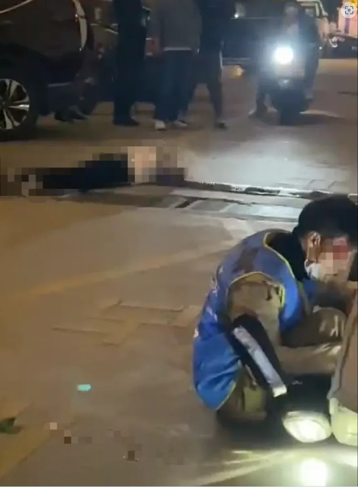 珠海女跳楼 砸伤外卖员