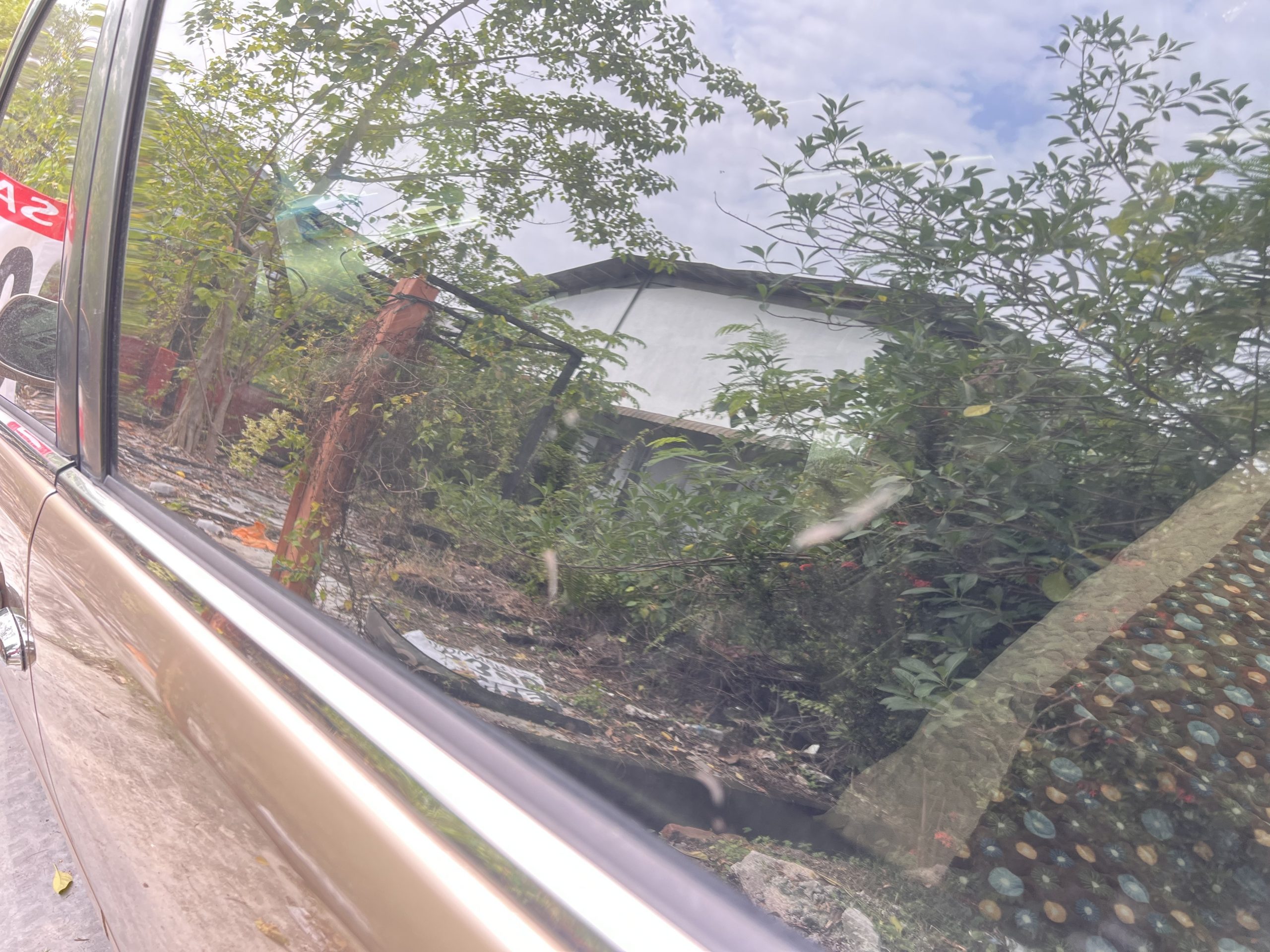 班村爆车镜频传 居协忧影响旅游推广
