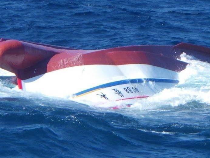 看世界／渔船新长发88号翻覆7人失踪 日方寻获一具遗体