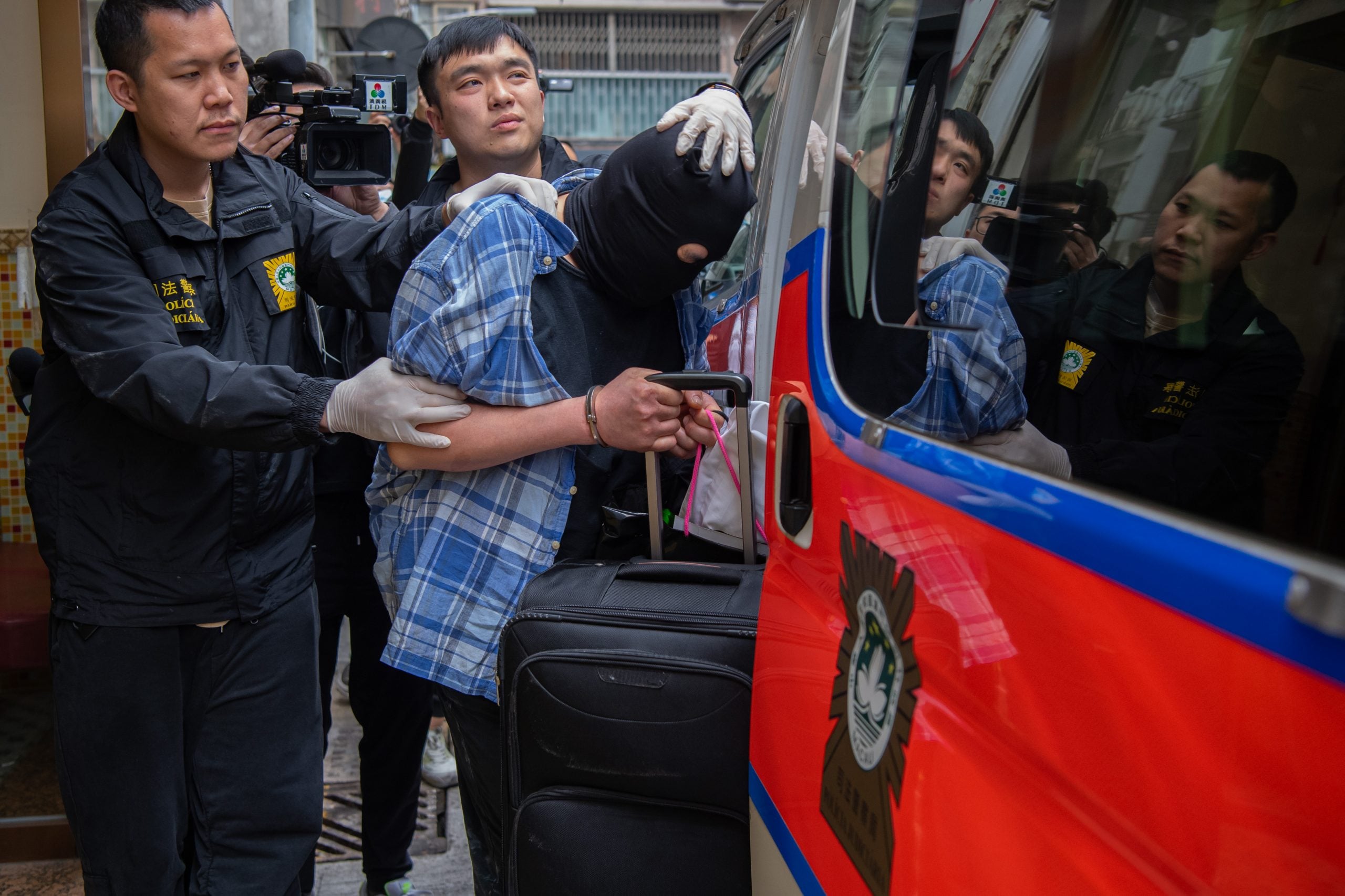 看世界／澳门中区宾馆女尸案一港男被捕