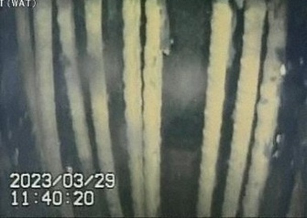 看世界/福岛第一核电站反应堆底座内部大范围破损 露出钢筋