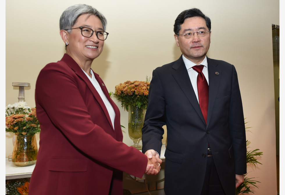 秦刚会见多国外长重申 中主张乌俄劝和促谈