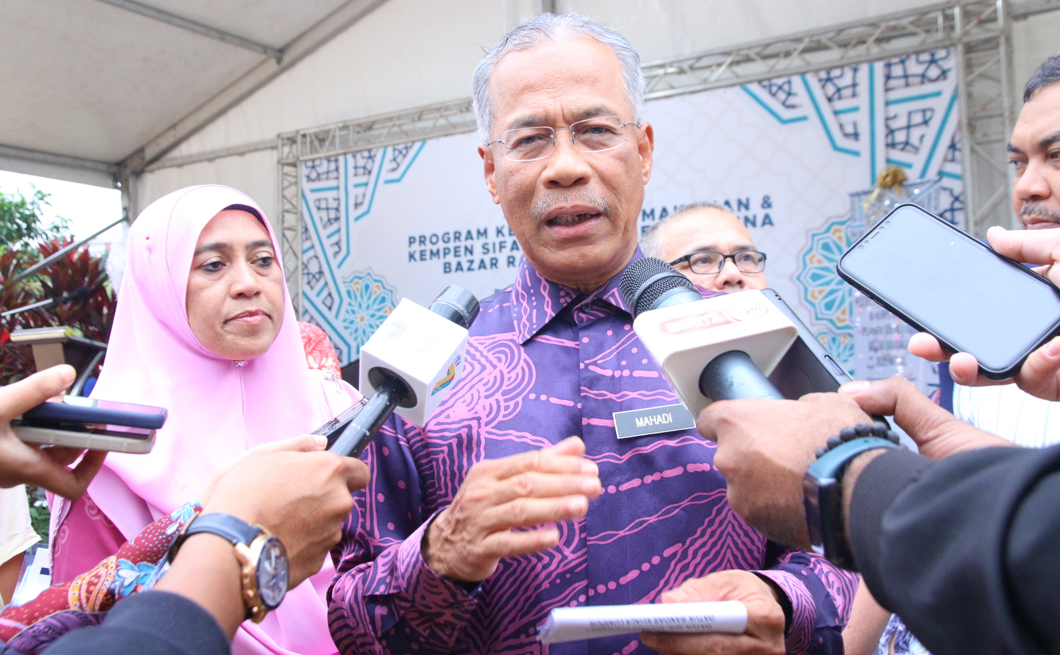 给全国/吉隆坡市长回应Privacy餐厅事件 1图