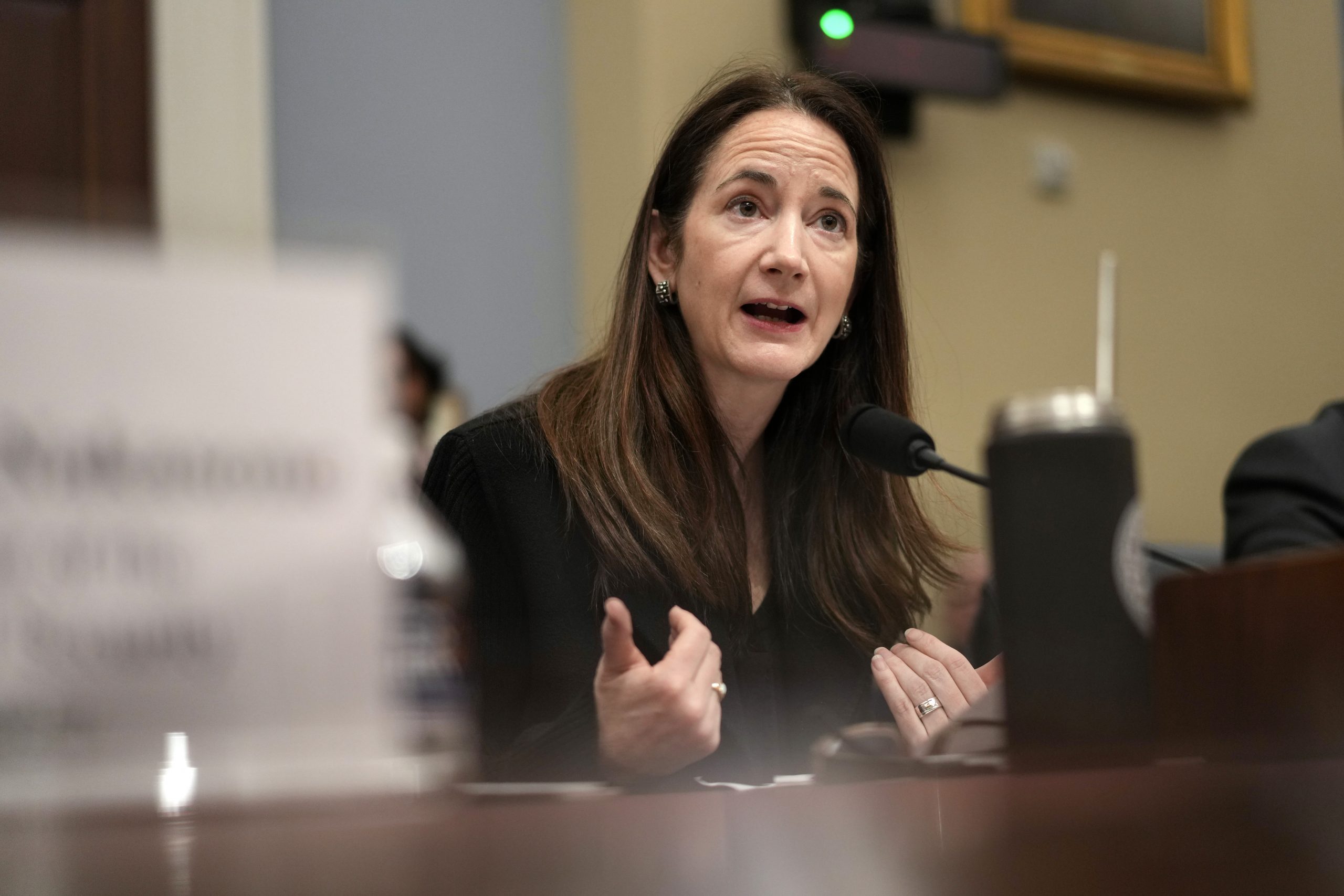 美情报总监:中国不想开战 如果无法和平统一会动武