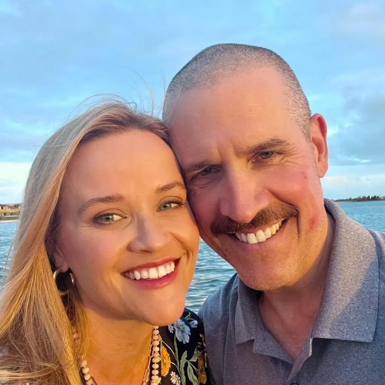 莉丝韦花斯本宣布离婚第2任老公  结婚12周年前夕抛震撼弹 