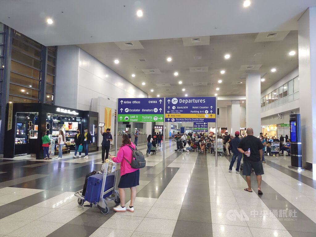 菲机场再传安检员顺手牵羊 中旅客智慧手表被偷