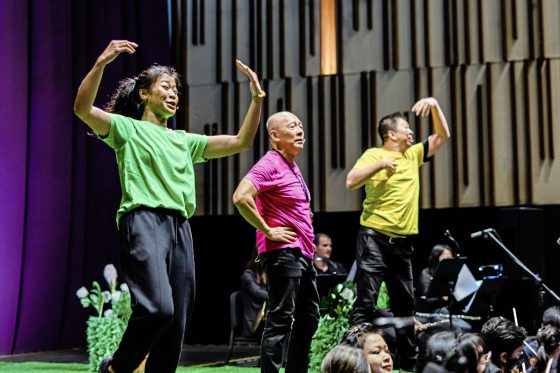 西北孤鸟／扮演、游戏、交响乐；距离、参与、说书人──一部经典改编为儿童剧的方式	