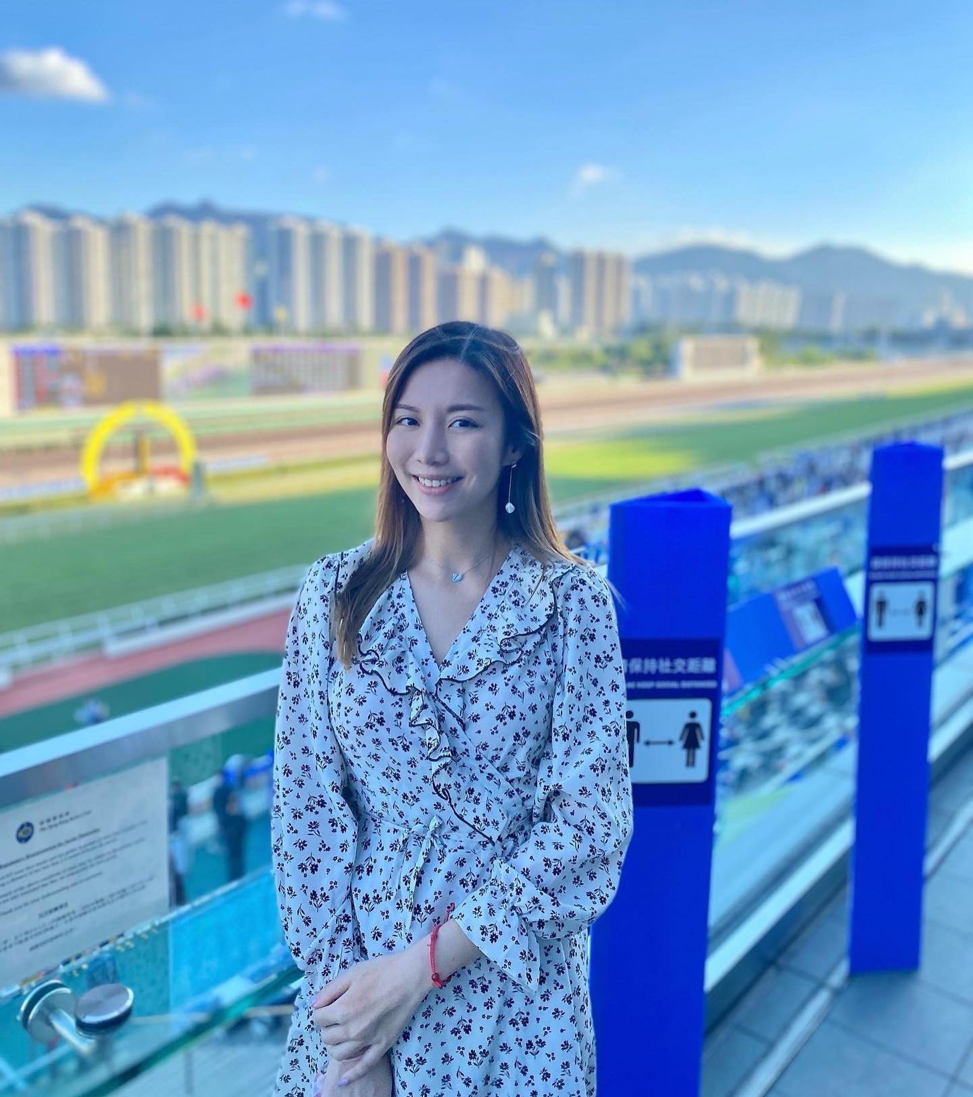 访方力申白目提问 TVB女主持惹全网怒轰