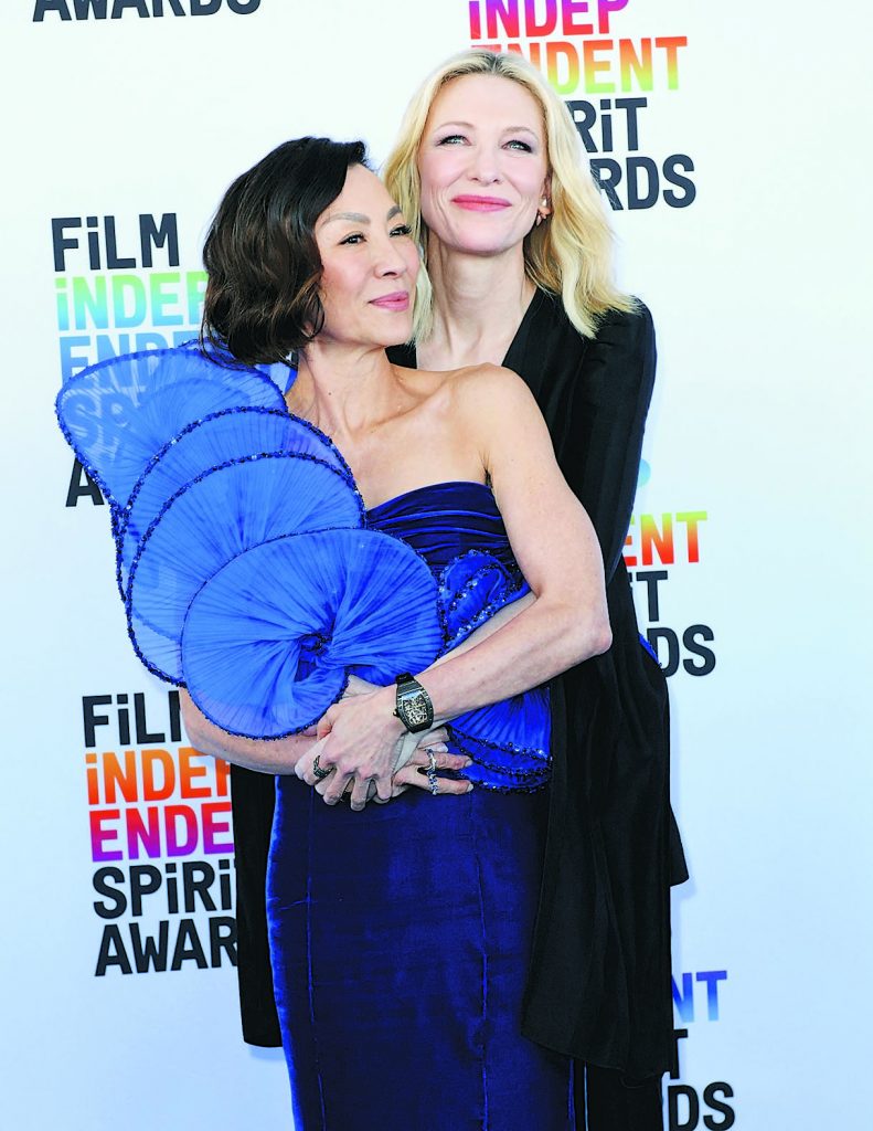 踩雷违反奥斯卡规则 杨紫琼挨轰急删推文