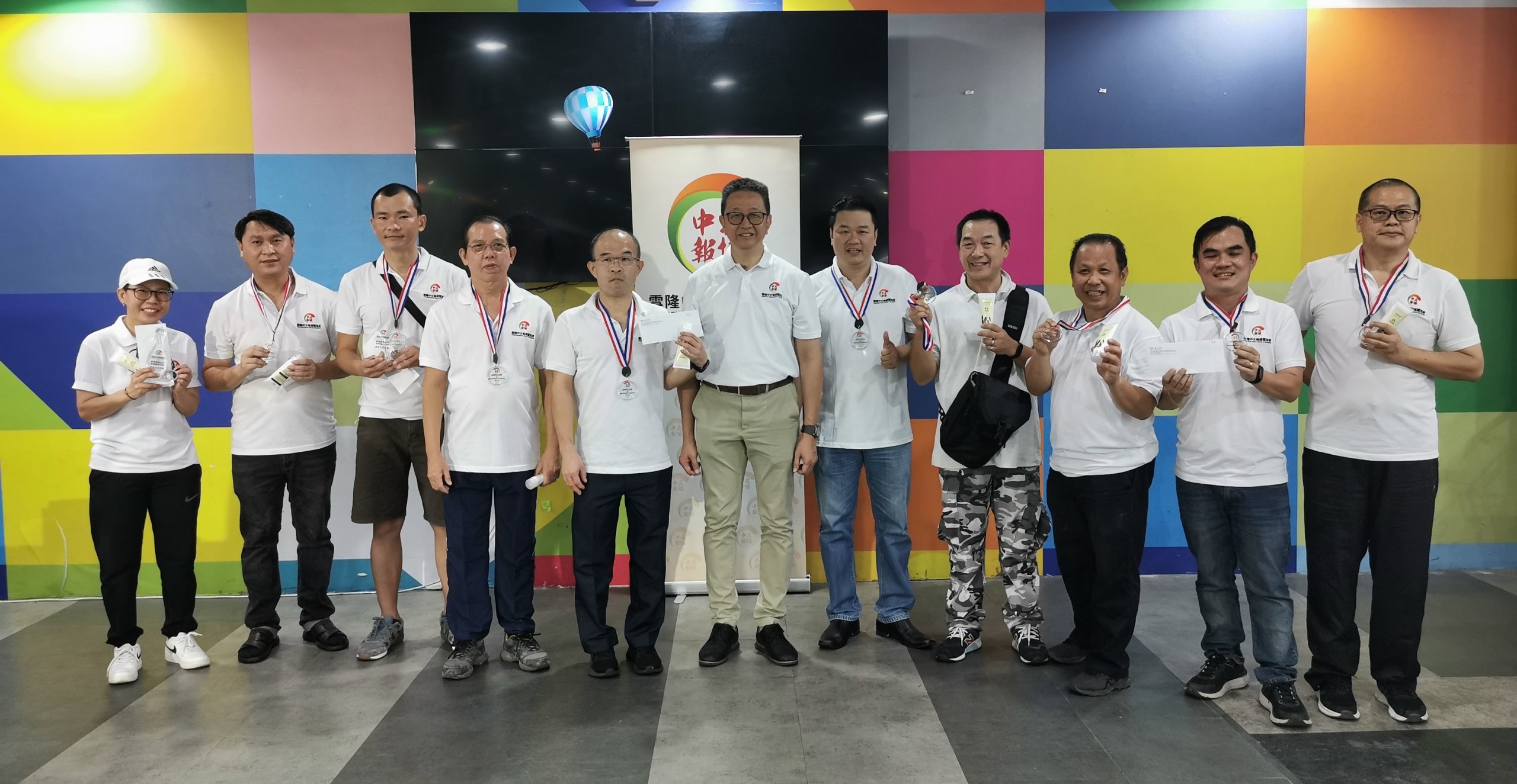 邓章钦:政界与华社桥梁 中文报有效传达资讯