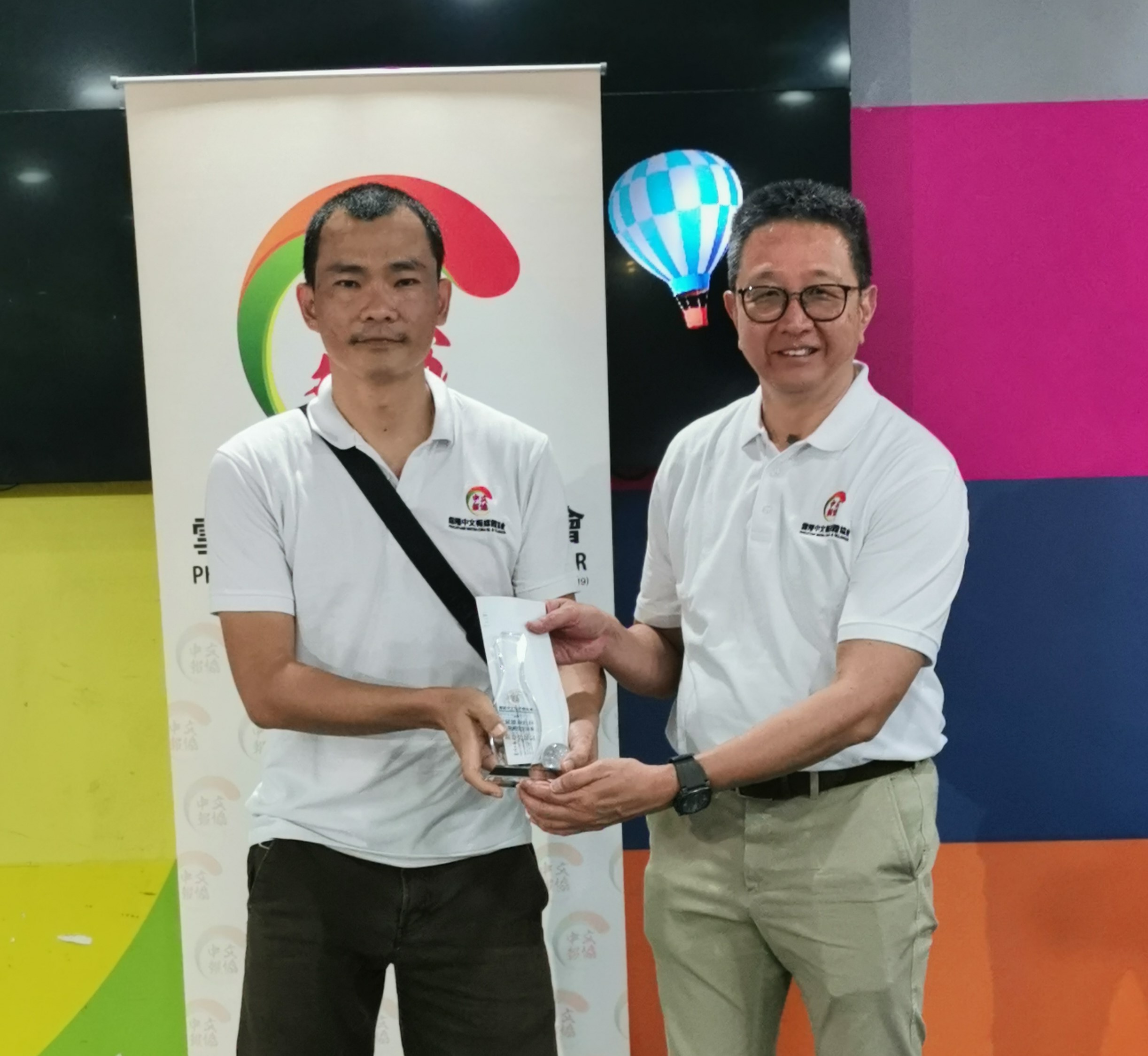 邓章钦:政界与华社桥梁 中文报有效传达资讯