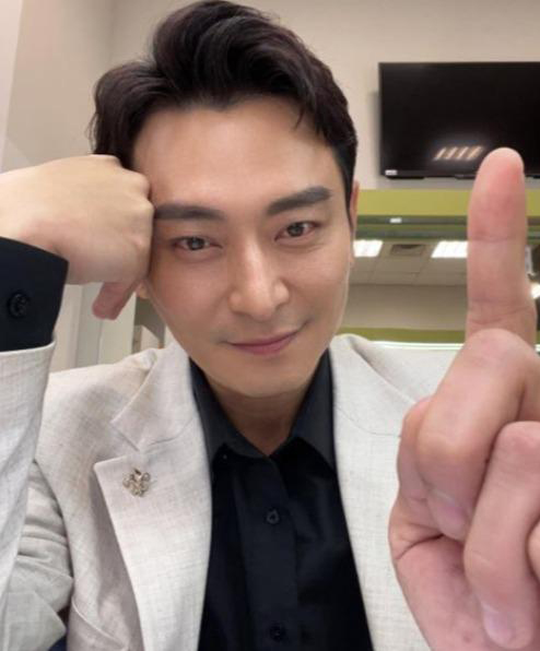 郑仲茵控怀孕被暴力求欢 亮陈冠霖性暴力悔过书