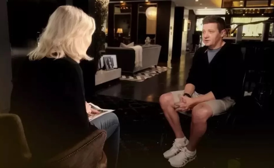 重伤后受访复出时间曝光 鹰眼不后悔救侄子！