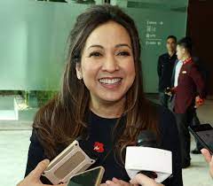 阿占巴基证实罗哈娜归还1000万美元现金资产 案件结束不对她采取行动