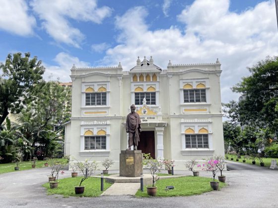 陈亚才／印度教圣哲的足迹