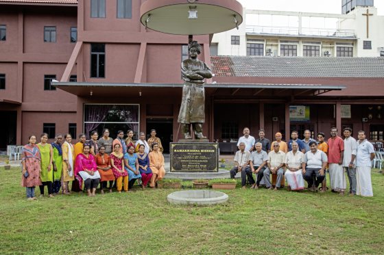 陈亚才／印度教圣哲的足迹