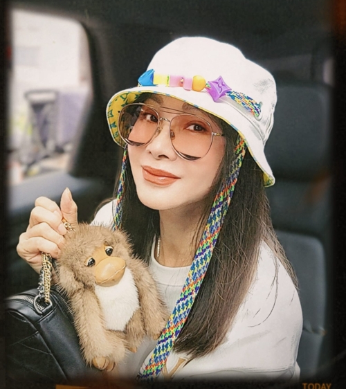 陈美凤声带出问题 医生竟交代“别去蓝心湄家”