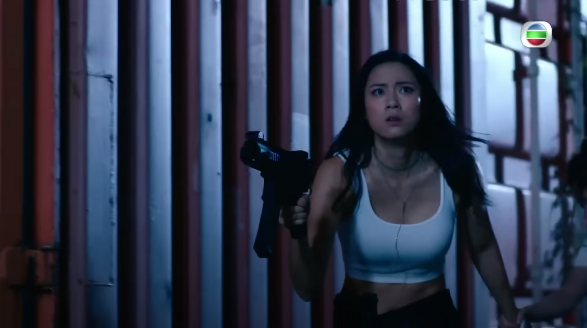  隐形战队｜刘颖旋性感小背心上阵 网批用身材演戏 