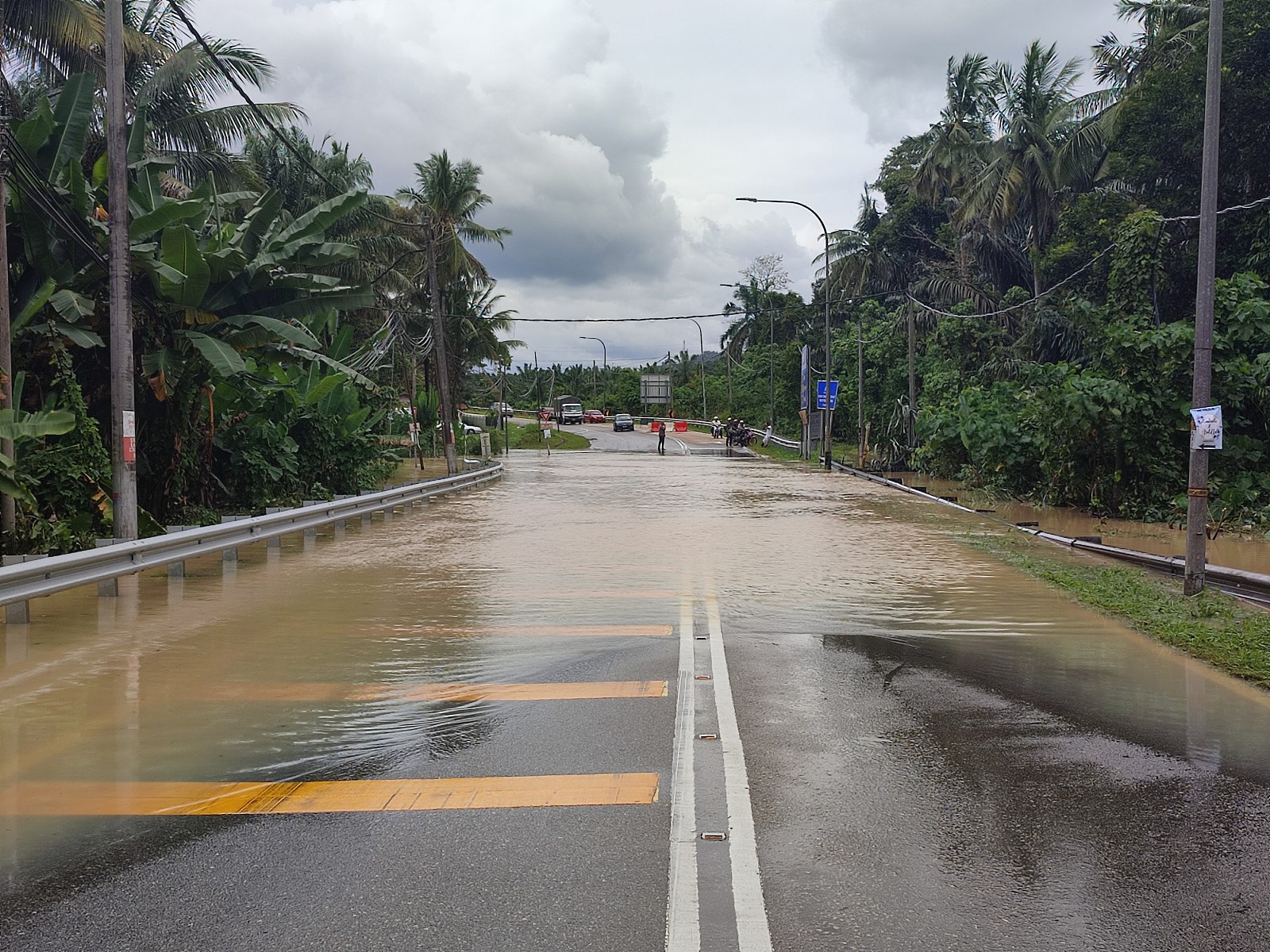 雨停却涨水,仁保县启动4临时疏散中心,收容155名灾黎