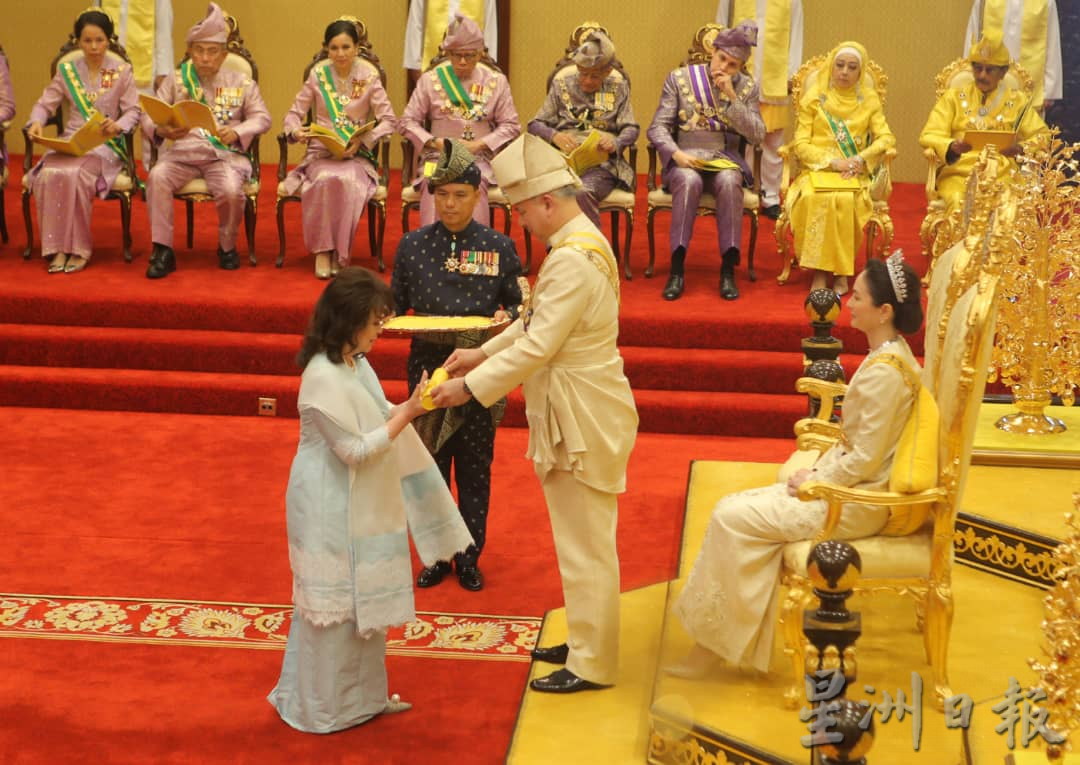 霹苏丹66岁华诞封赐 政府首席秘书居榜首