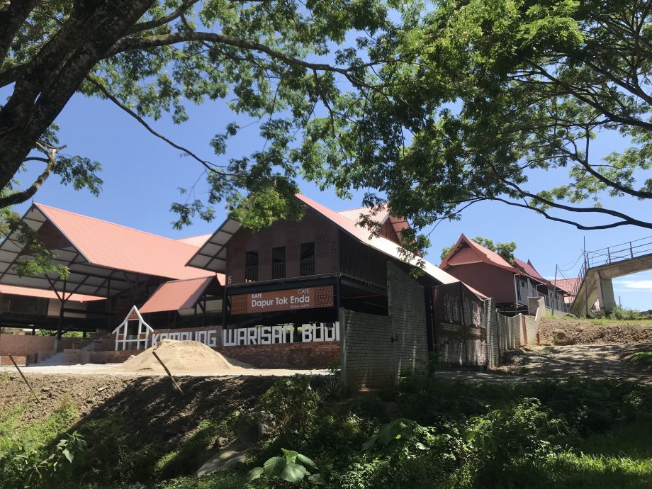 霹:备稿/新的一年新气象,维多利亚铁桥不久后又增多其他旅游基建设施