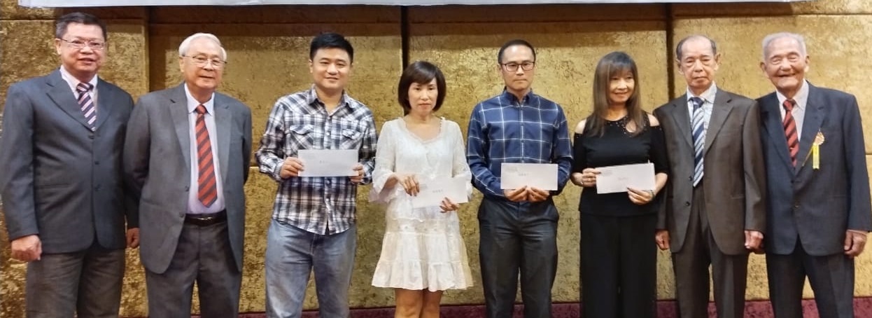 霹:版五头/丘成华:损人利己 拜神也不会得到好处
