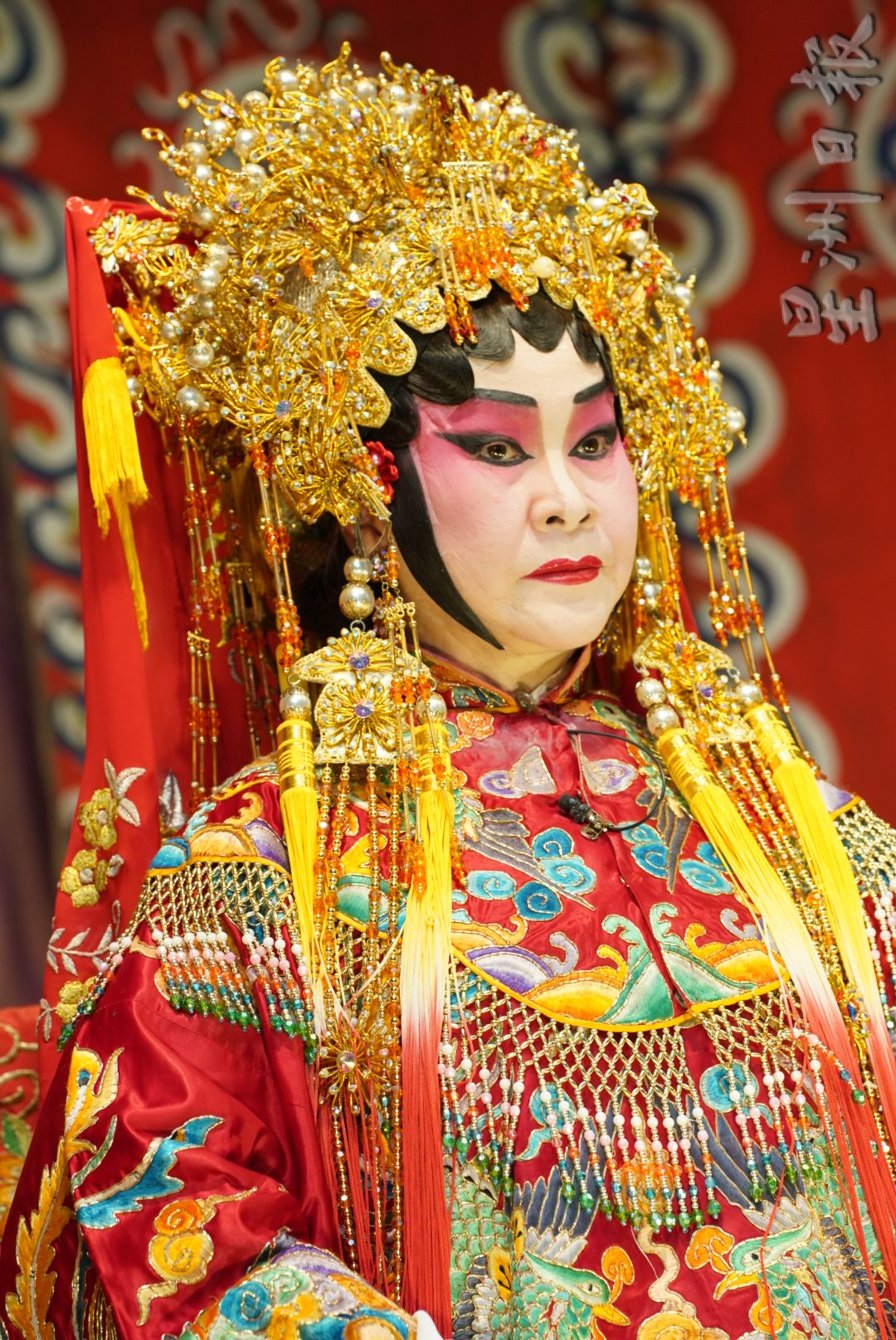 霹:第二版头/坝罗古庙神诞上演酬神戏 外国人也捧场庆新声