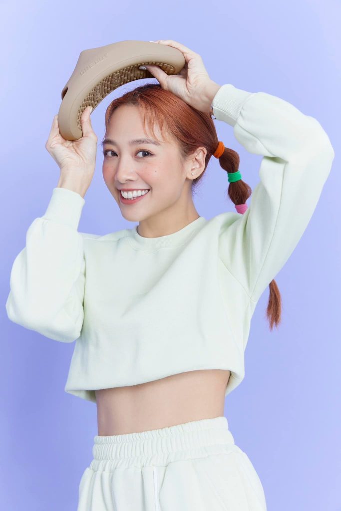 鬼鬼直播洗澡5分钟吸千人看 网痛批“为博眼球可悲”