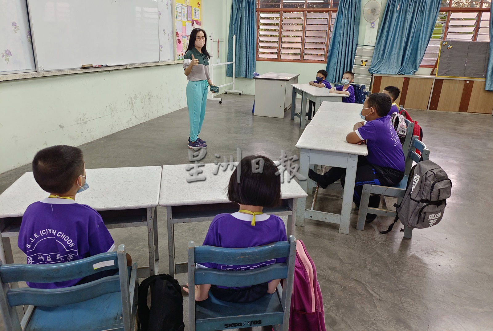 （全国版）吉打象屿益群小学以本土传统游戏迎接22名学生