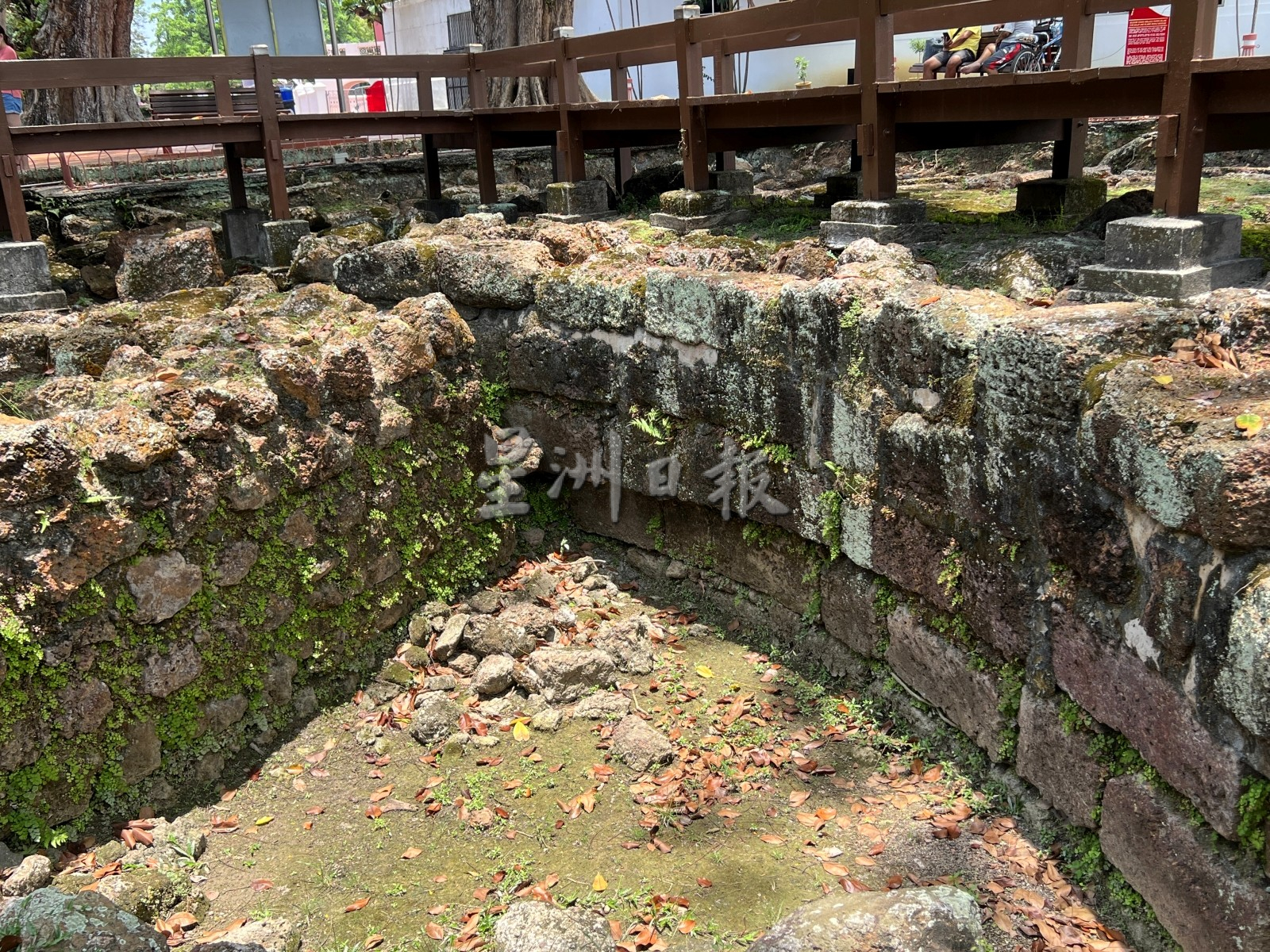 (古城封底主文)《用眼睛去旅游》:马六甲堡垒遗迹