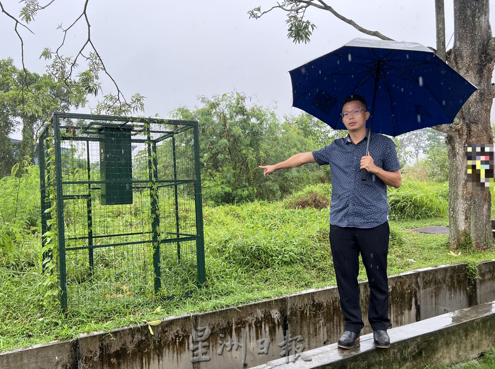 (古城封面主文)忧喂老虎 民众放生野猴·市议员:别听信谣言