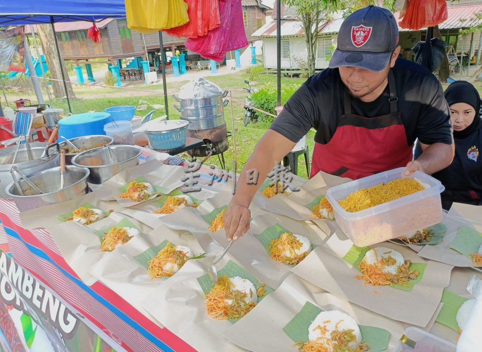 （古城封面主文）斋戒市集美食飘香·卫生局监督卫生安全