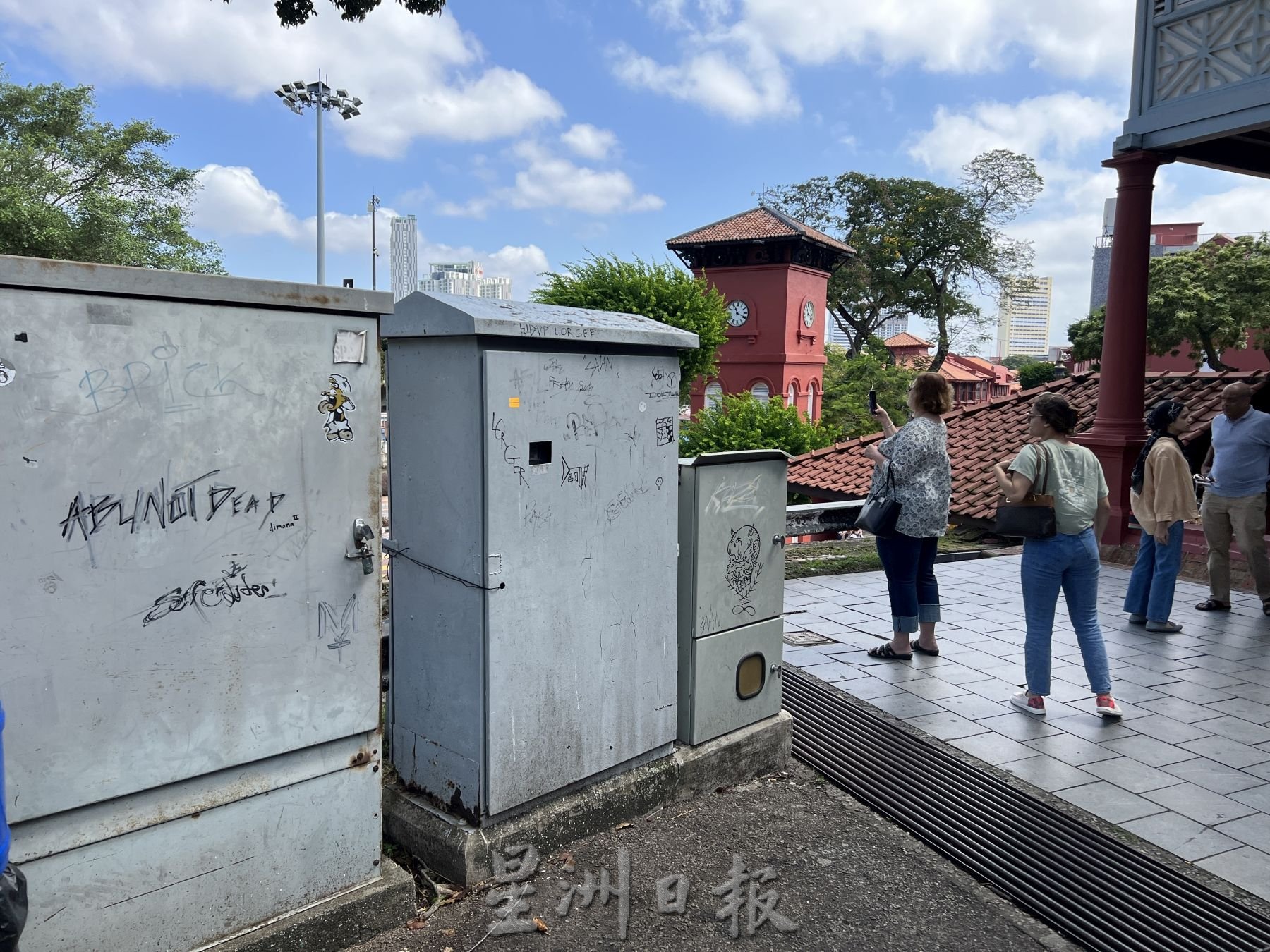 （古城第五版主文）本报报道民生问题有效·当局迅速修补